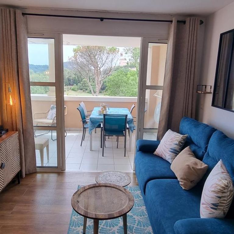 Agay Cap Esterel Village Allée Fleurs - F2 Clim vue golf et mer - Grande terrasse plein sud - Appartement 1 Chambre - 2