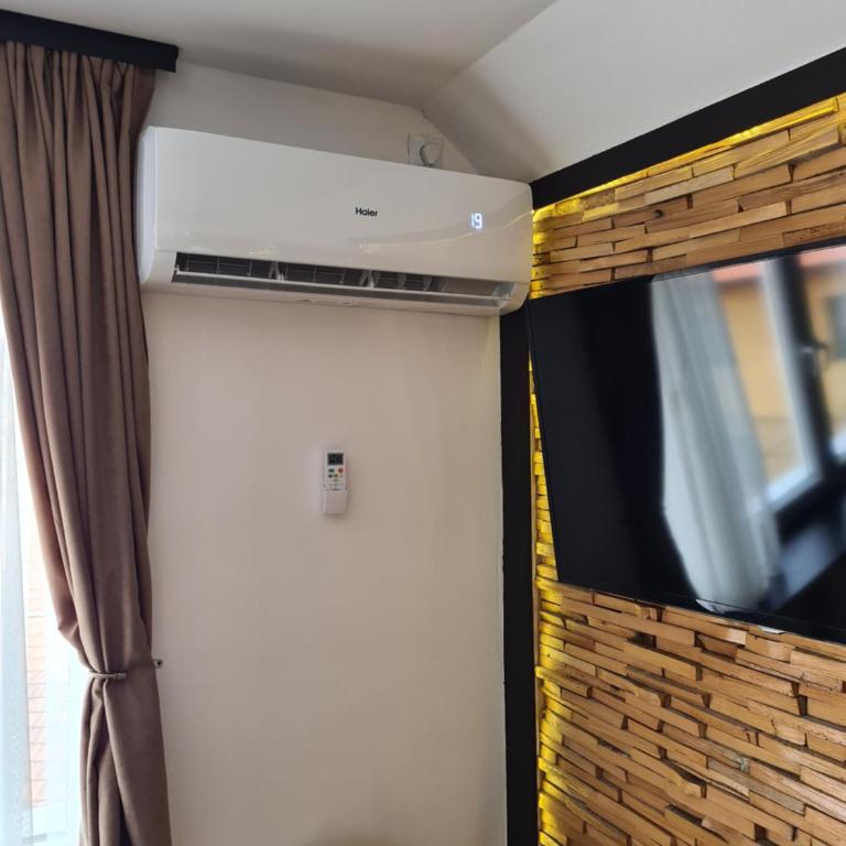 Gondola Apartment - Deluks Dvokrevetna Soba sa Bračnim Krevetom/Zasebnim Krevetima i Pogledom na Grad - 5