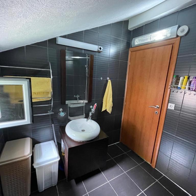 Apartment Crocus of Rafailovici - Apartman sa Pogledom na More - 12
