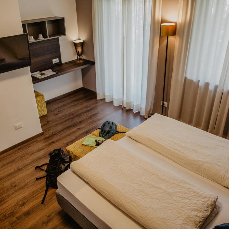 Feldgärtenhof - Doppel-/Zweibettzimmer mit Balkon und Bergblick - 1