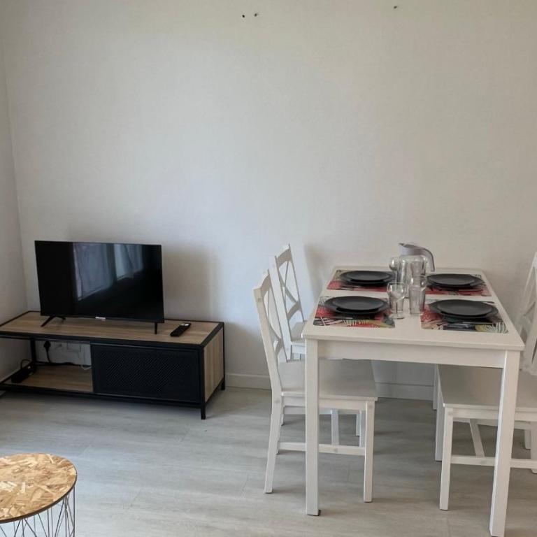 Appartement 2 pièces en rez-de-chaussée dans résidence avec accès direct à la plage - Apartment mit 1 Schlafzimmer - 18