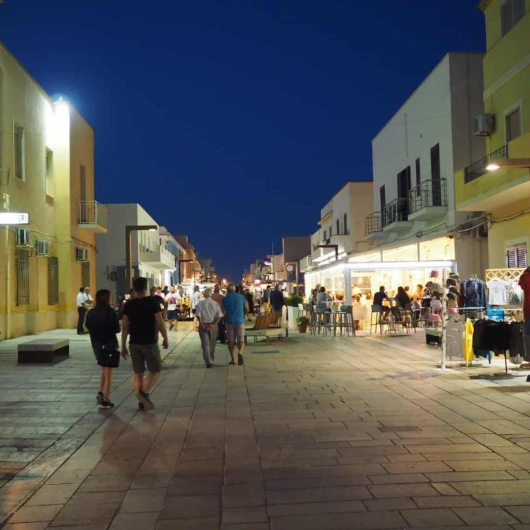 Attico sul Porto Vecchio - Lampedusa - Casa con 3 Camere da Letto - 54
