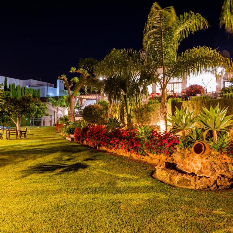 Cubo's Villa Esmeralda - Three-Bedroom Villa - 65