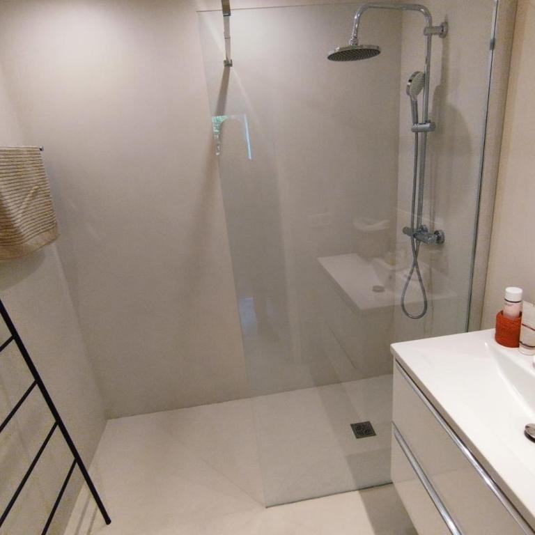 WE CANNES ! Exceptional 4 rooms apartment Cannes Center swimming pool - Appartement - 7