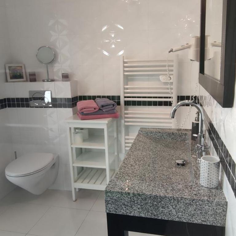 Chambres d'hôtes Les Iris - Chambre Double avec Terrasse - 5