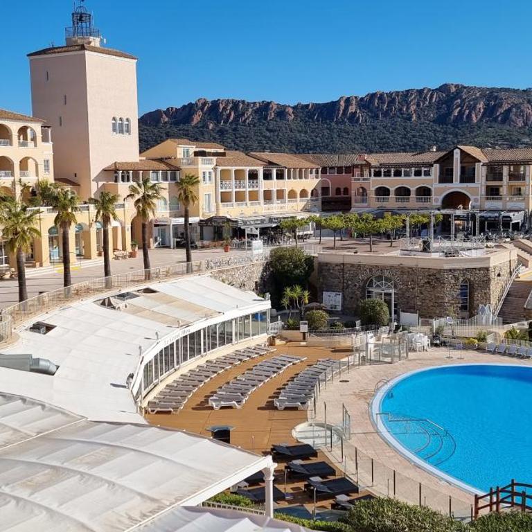 Agay Cap Esterel Village Allée Fleurs - F2 Clim vue golf et mer - Grande terrasse plein sud - Appartement 1 Chambre - 27
