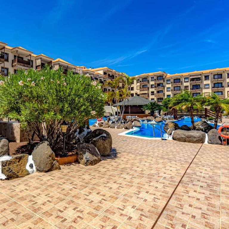 Atlantic 1 One bedroom apartment with ocean view and pool - Apartamento con balcón - 30