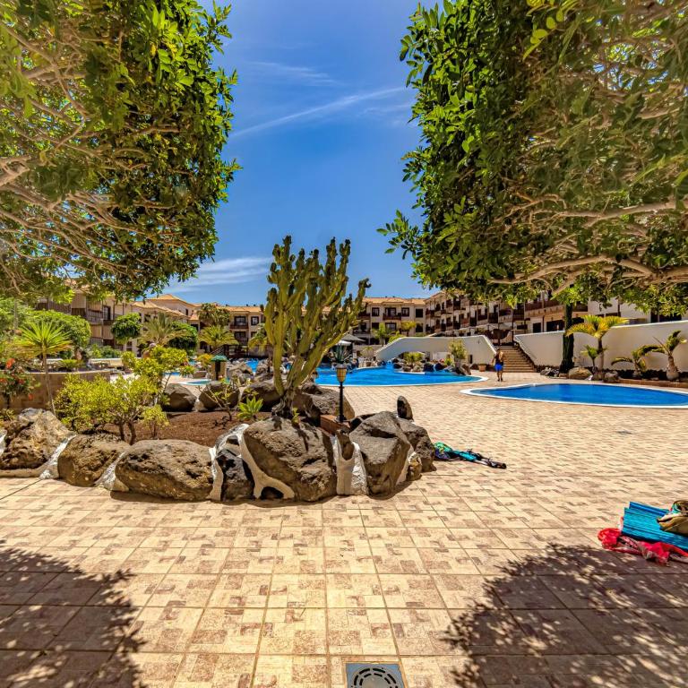 Atlantic 1 One bedroom apartment with ocean view and pool - Apartamento con balcón - 53