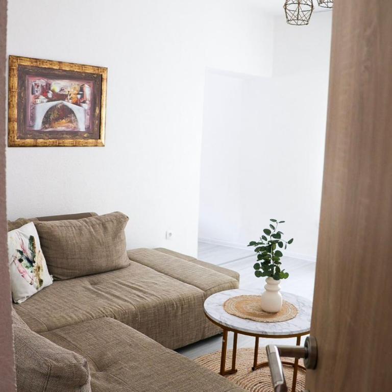 Apartman Sun-free parking - One-Bedroom Apartment - 15