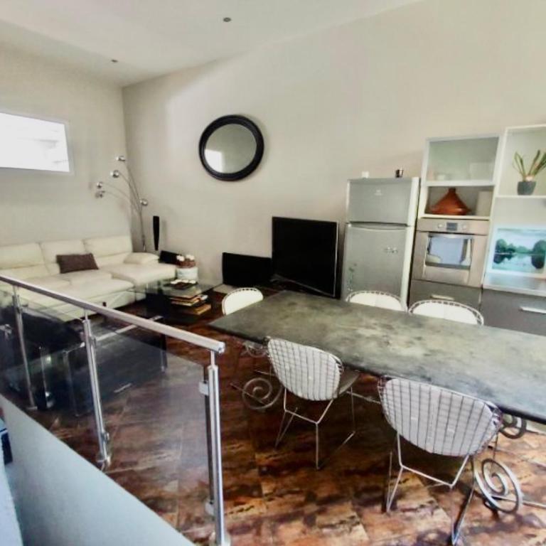 CANNES t4 bourgeois 790M de la plage, Palais et Croisette - Appartement 3 Chambres - 8
