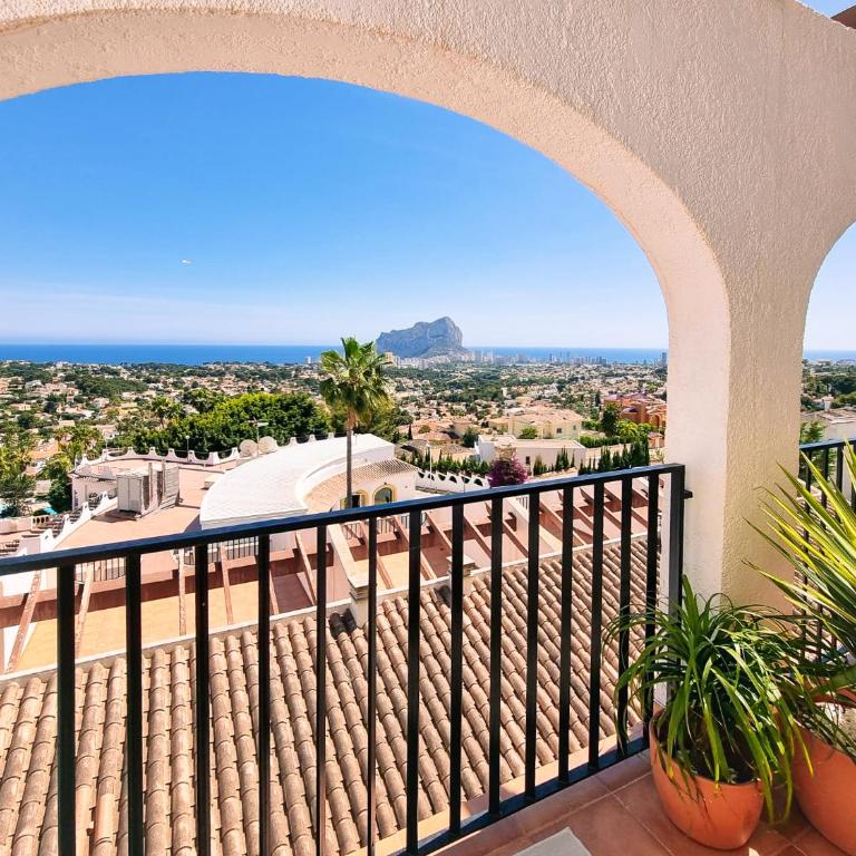 THE VIEW: sea, mountain, terrace, swimming pool - Two-Bedroom Apartment - 5