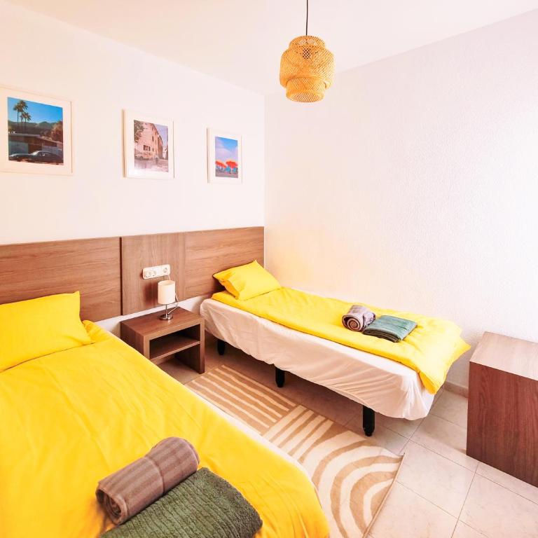 THE VIEW: sea, mountain, terrace, swimming pool - Two-Bedroom Apartment - 11