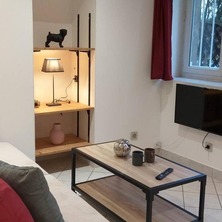 La dépendance du château de Triviers. - Appartement 1 Chambre - 10