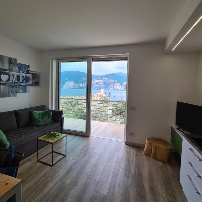 LUXURY APARTMENTS NATURA - Appartamento con 2 Camere da Letto e Vista Lago - 16