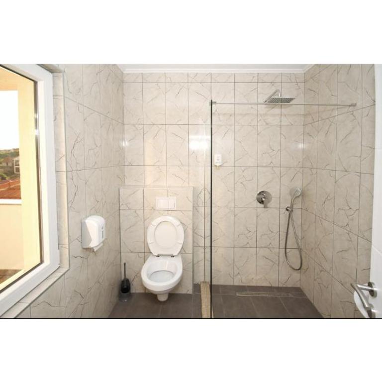 NACIONAL - Porodični Apartman Tipa "Suite" sa Balkonom - 1