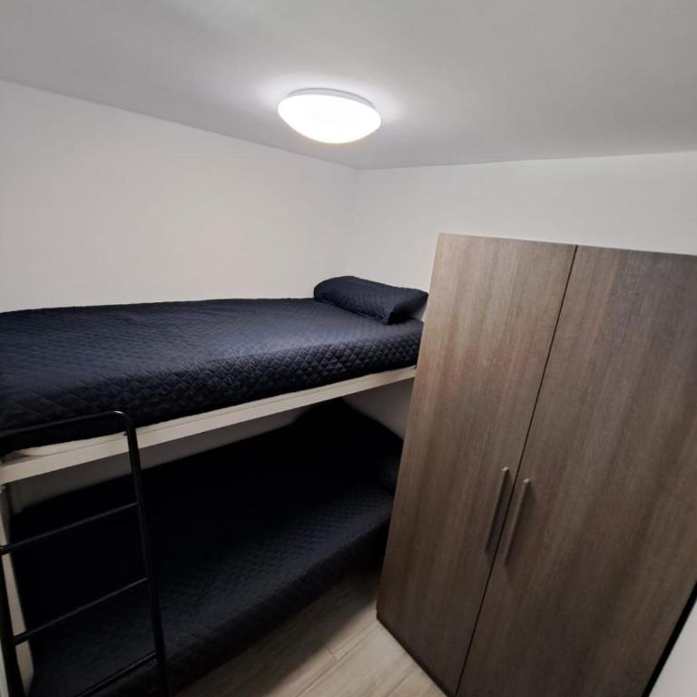 Loft pineda Beach - One-Bedroom Apartment - 9