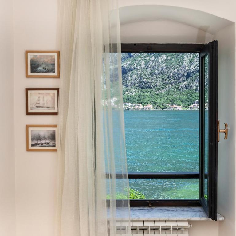 Apartments Saxo - Two-Bedroom Apartment with Sea View - 24