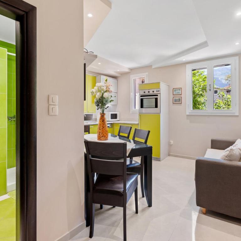 Apartments Saxo - Two-Bedroom Apartment - 12