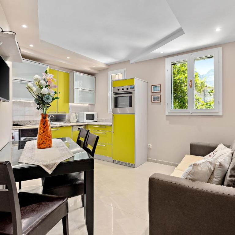Apartments Saxo - Two-Bedroom Apartment - 11