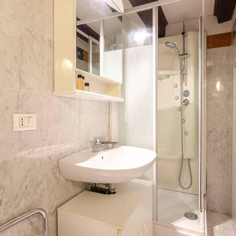 Fossalta Loft, at few steps from Piazza Maggiore - One-Bedroom Apartment - 19