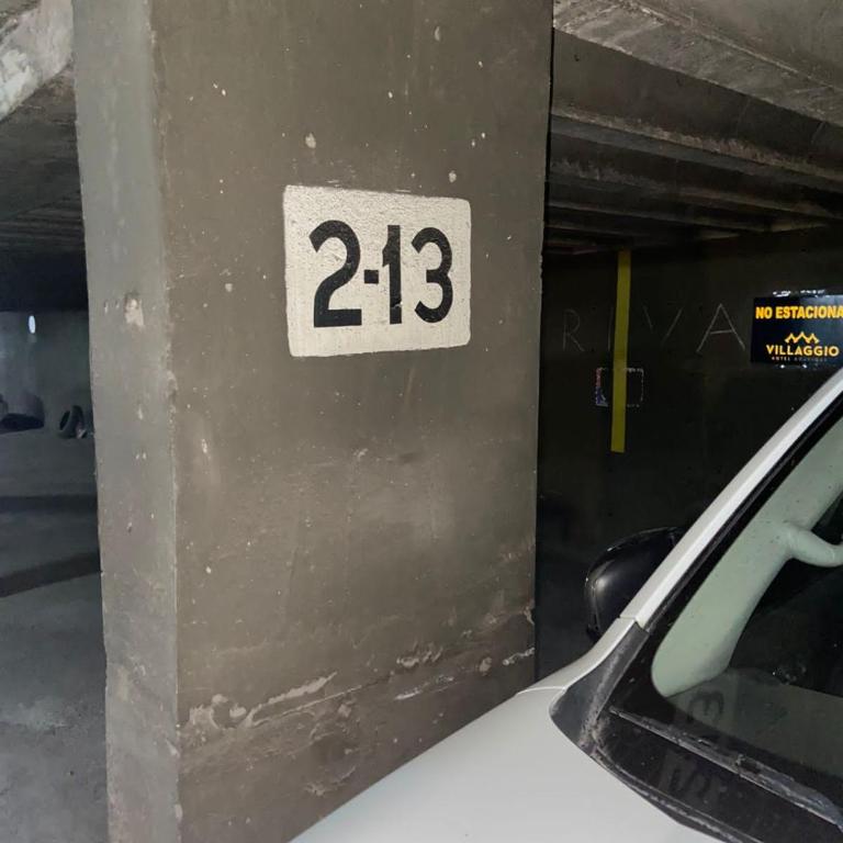 Departamento en pleno centro con cochera - Apartamento de 3 dormitorios - 18