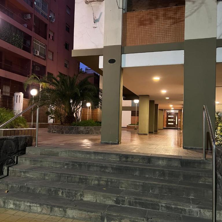 Departamento en pleno centro con cochera - Apartamento de 3 dormitorios - 15