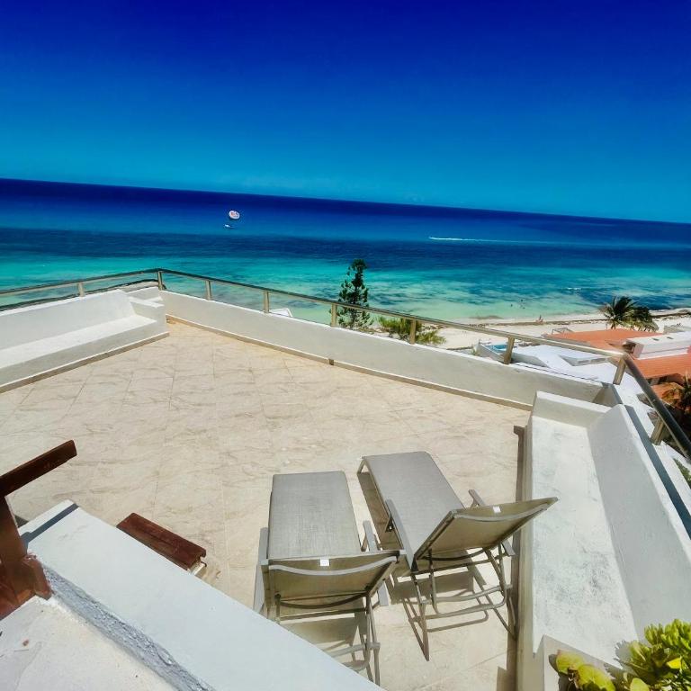 Solymar Cancún beachfront condos - King Studio - 14