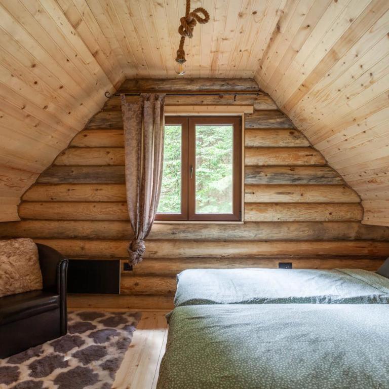 Casa Montana - Two-Bedroom Chalet - 35
