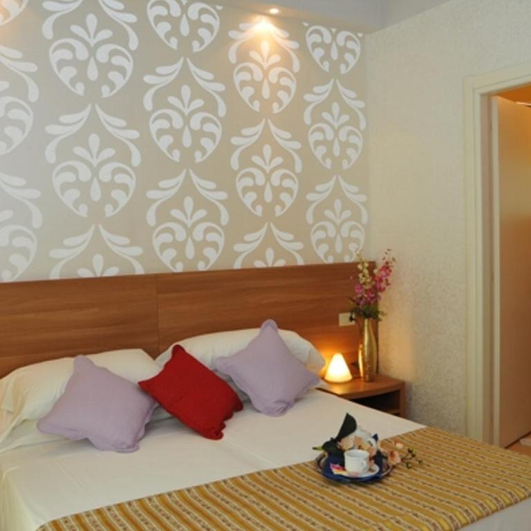 Hotel Arabel - Double or Twin Room with Private Bathroom - 5