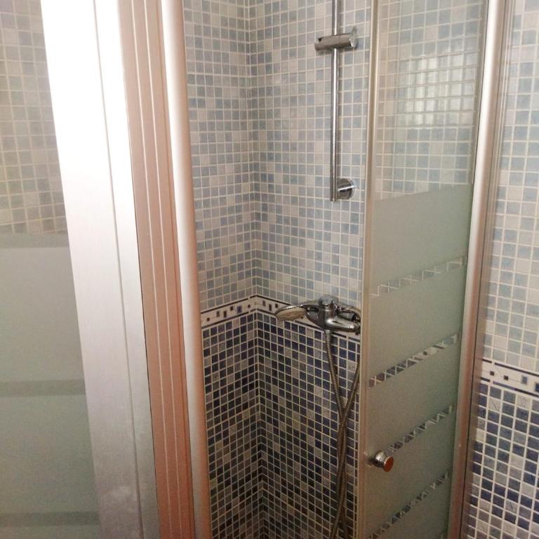 Apartamento tranquilo con 3 dormitorios - Three-Bedroom Apartment - 7