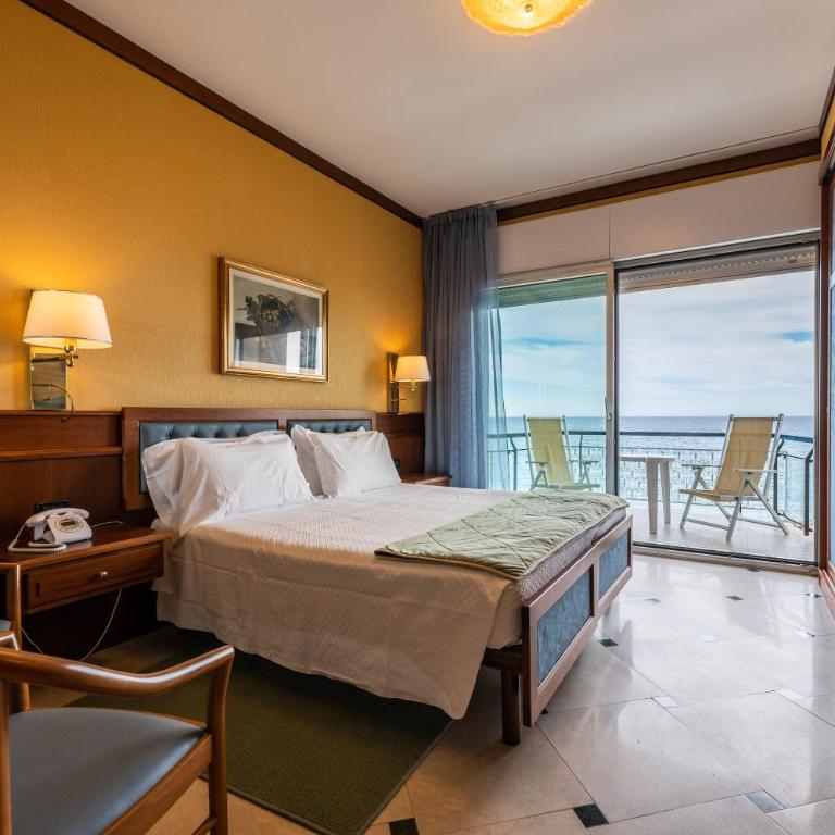 Hotel Bellevue Et Mediterranée - Suite con Vista Mare - 1