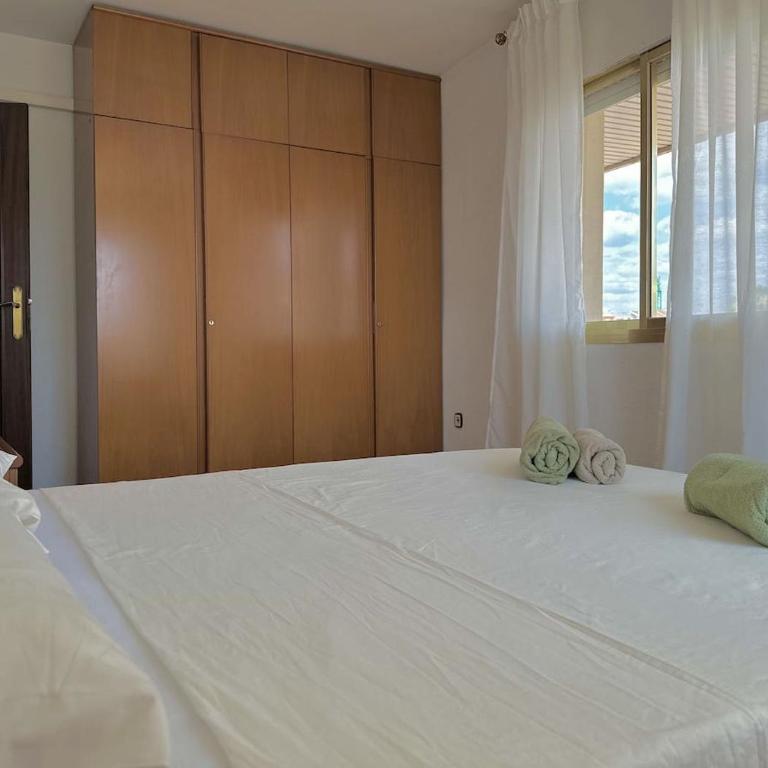 Amplio piso para 6 personas - Apartment - 12
