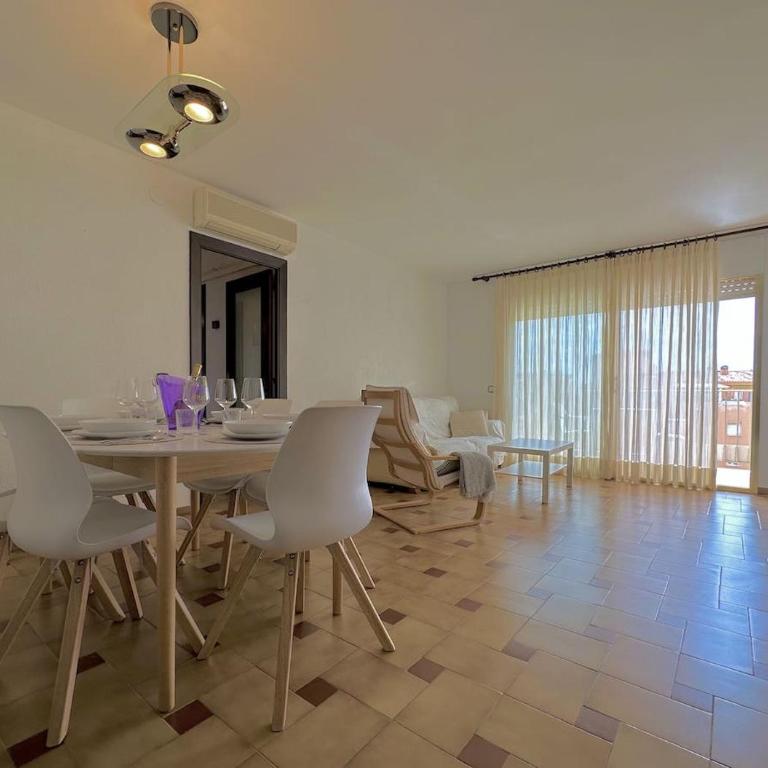 Amplio piso para 6 personas - Apartment - 31