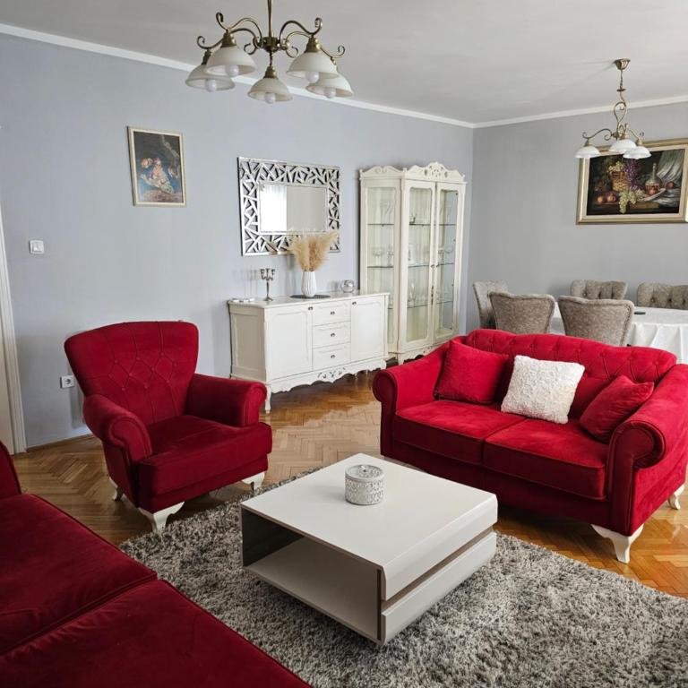 Apartments Popovic - Three-Bedroom Apartment - 11
