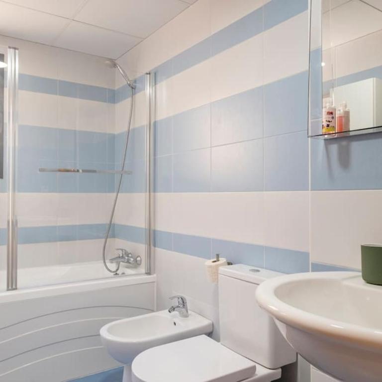 Mi pequeña bahía - Apartamento Premium con Terraza frente al Mar - Alicante - Two-Bedroom Apartment - 26