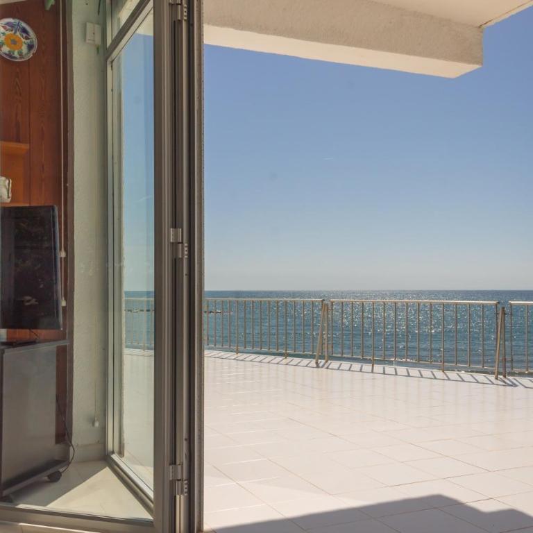 Magnifica VILLA AIREOLA frente al mar - Villa with Sea View - 35
