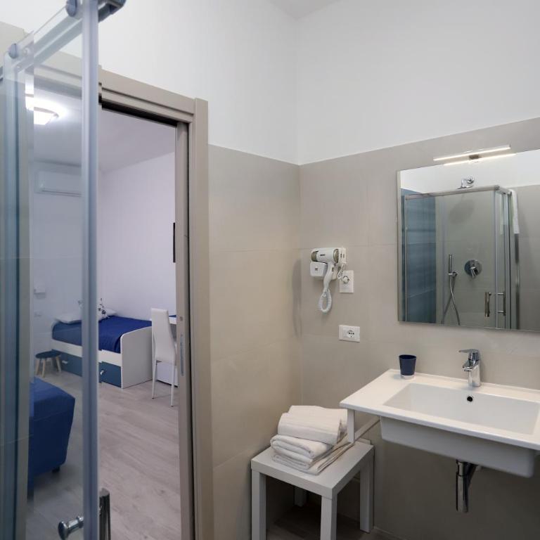 B&B AlMare - Camera Tripla - 5