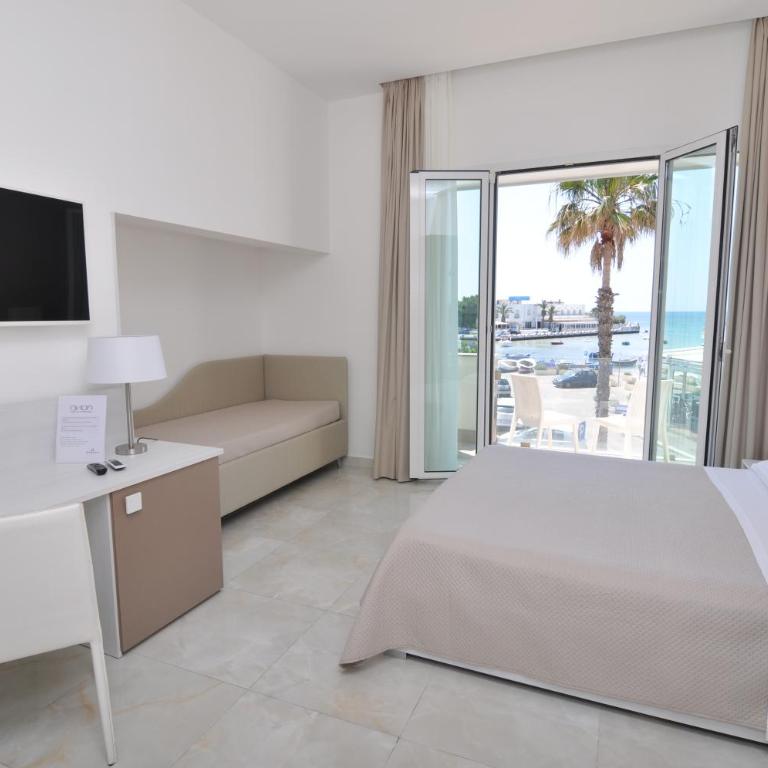 Onda B&B - Camera Matrimoniale con Balcone e Vista Mare - 1
