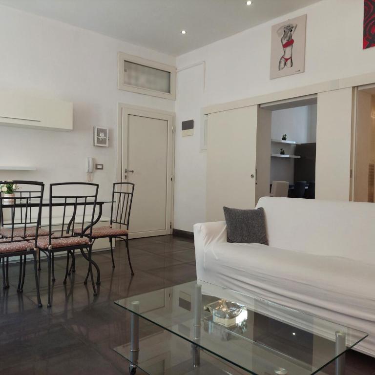 LUXURY STATION APARTMENT - Appartamento con 2 Camere da Letto - 13
