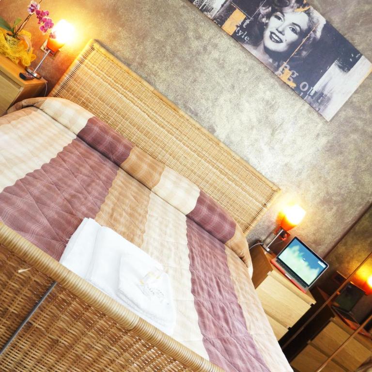 B&B Stephany - Familienzimmer mit eigenem Bad - 1