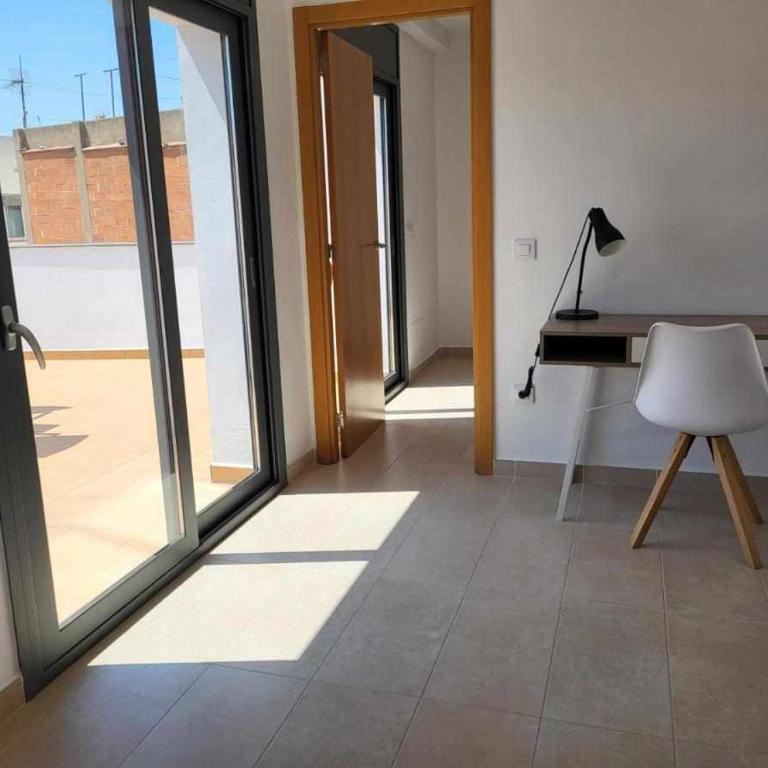 Roses Casc Antic SL Sabater 3 - Three-Bedroom Apartment - 8