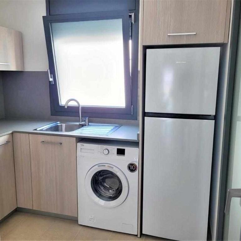 Roses Casc Antic SL Sabater 3 - Three-Bedroom Apartment - 12