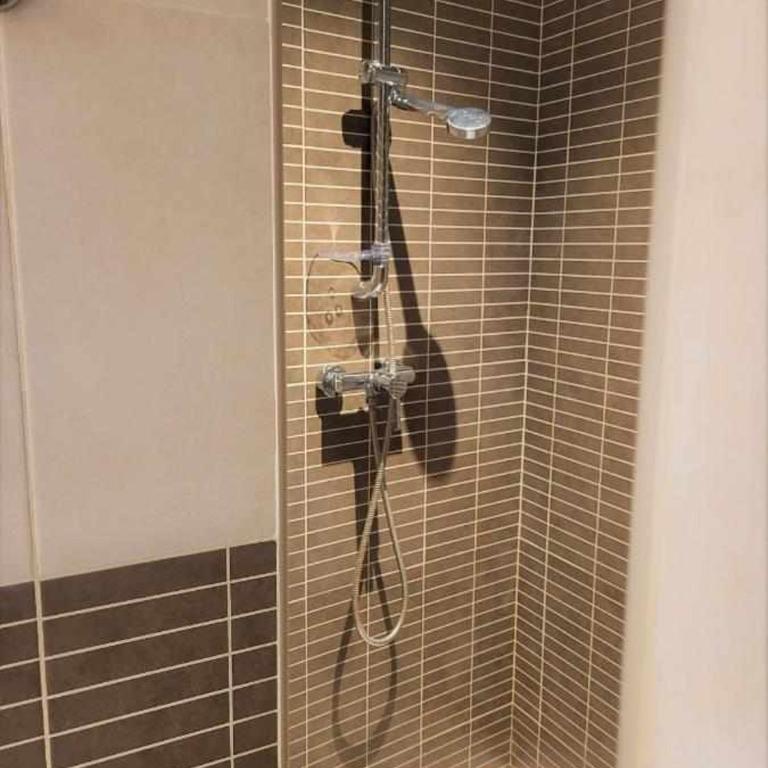 Roses Casc Antic SL Sabater 3 - Three-Bedroom Apartment - 15