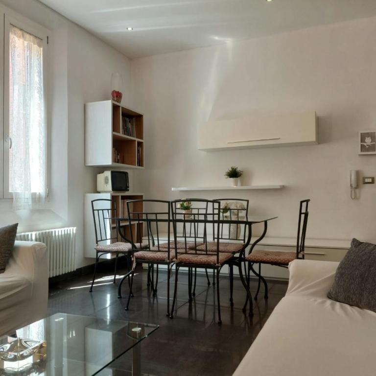 LUXURY STATION APARTMENT - Appartamento con 2 Camere da Letto - 14