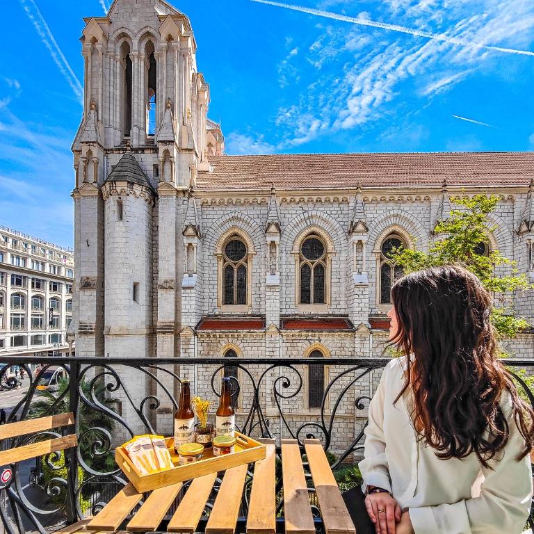 Hôtel Du Centre, un hôtel AMMI - Suite Junior con balcón y vistas a Notre Dame - 2