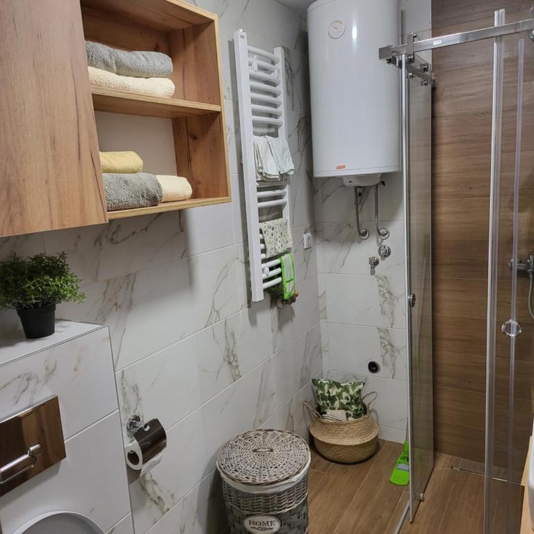 Divčibare_sunrise - Apartman sa 1 Spavaćom Sobom - 8