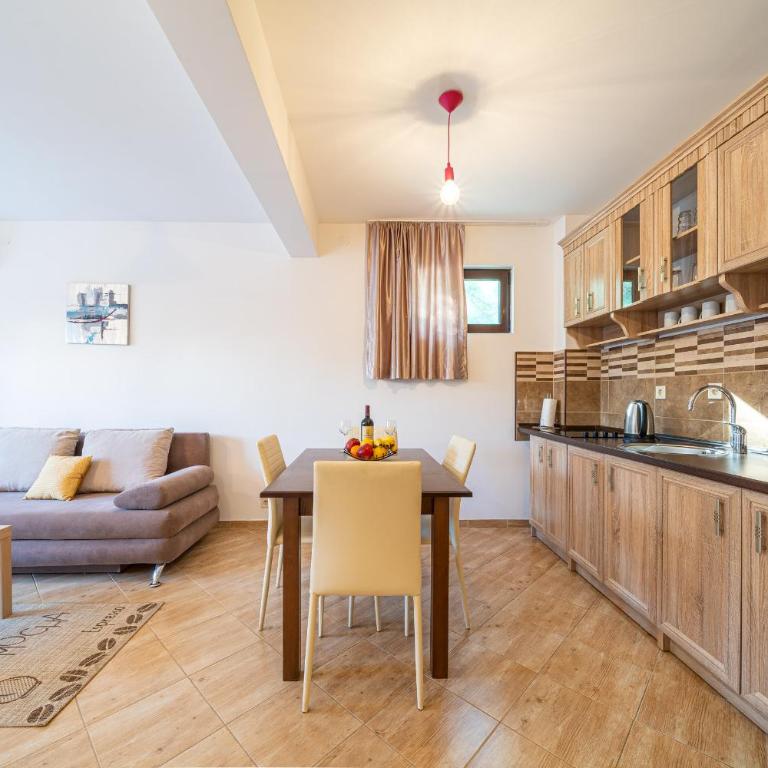 Apartments Svetlana - Apartman - 11