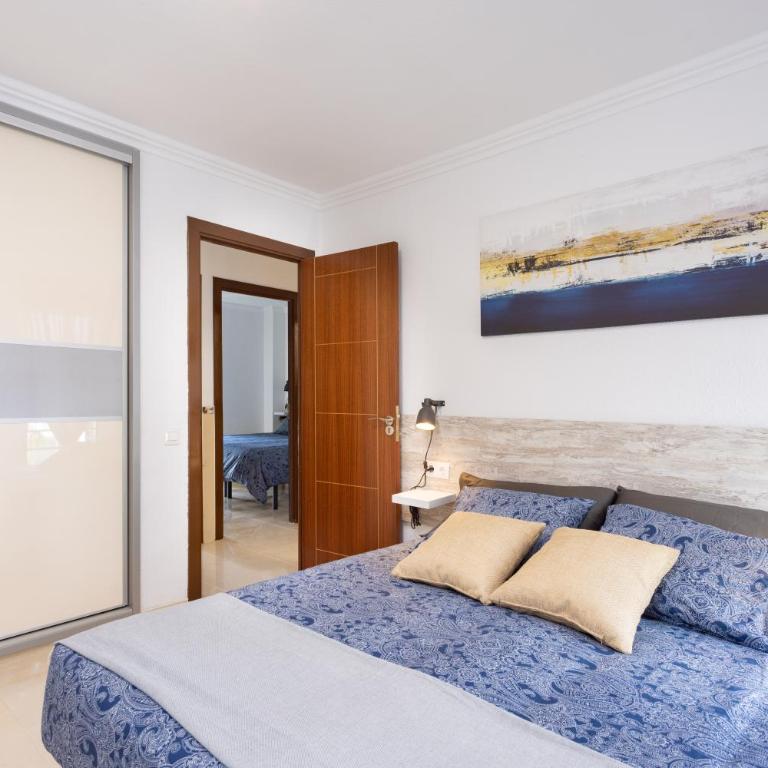 Three spacious apartments 150m from the Las Americas promenade - Apartamento de 3 dormitorios - 10