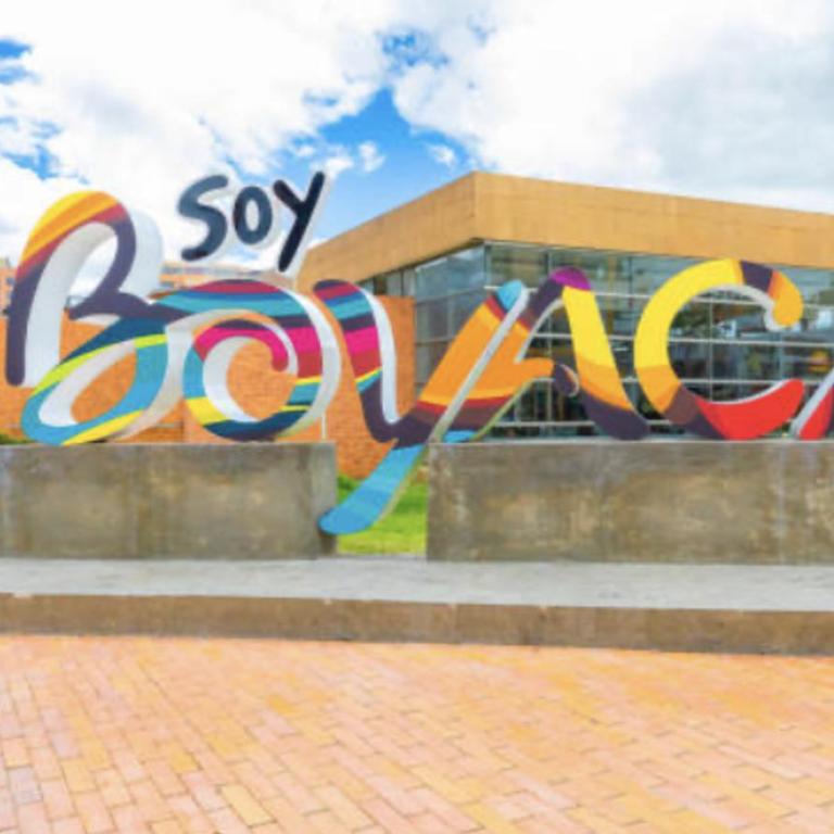 Confortable apartamento en excelente ubicación Tunja Boyacá - Apartamento de 2 dormitorios - 36