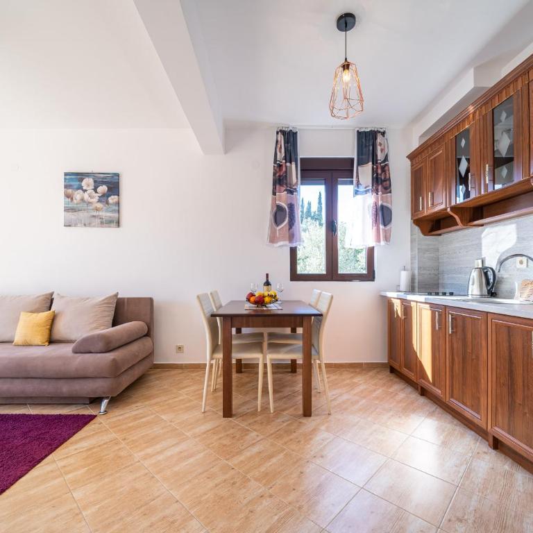 Apartments Svetlana - Apartman sa Pogledom na Planinu - 12